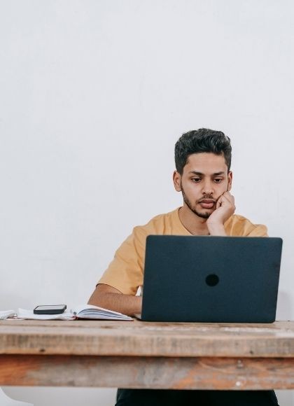 How to Strike a Balance Between Study, Work, and Everyday Life?